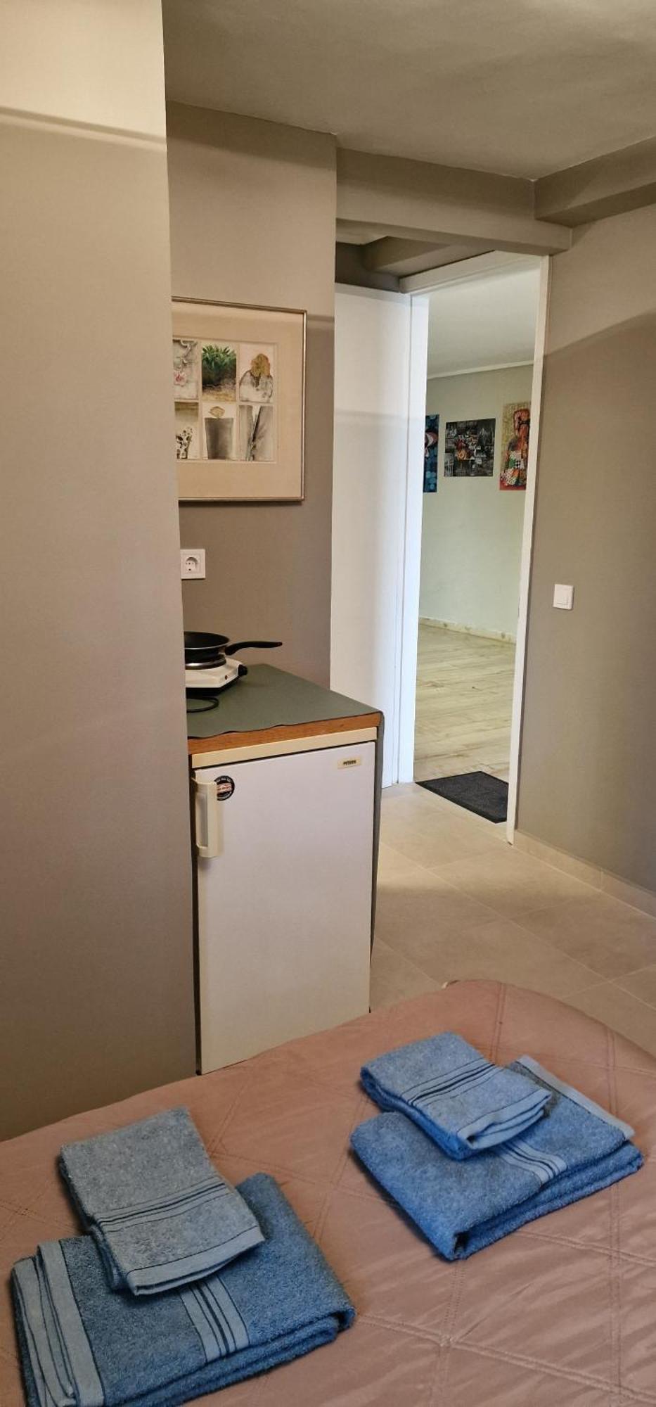 A Cozy Affordable Place At Voula Atenas Exterior foto