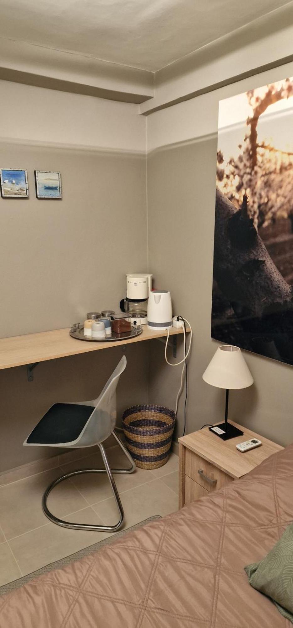 A Cozy Affordable Place At Voula Atenas Exterior foto