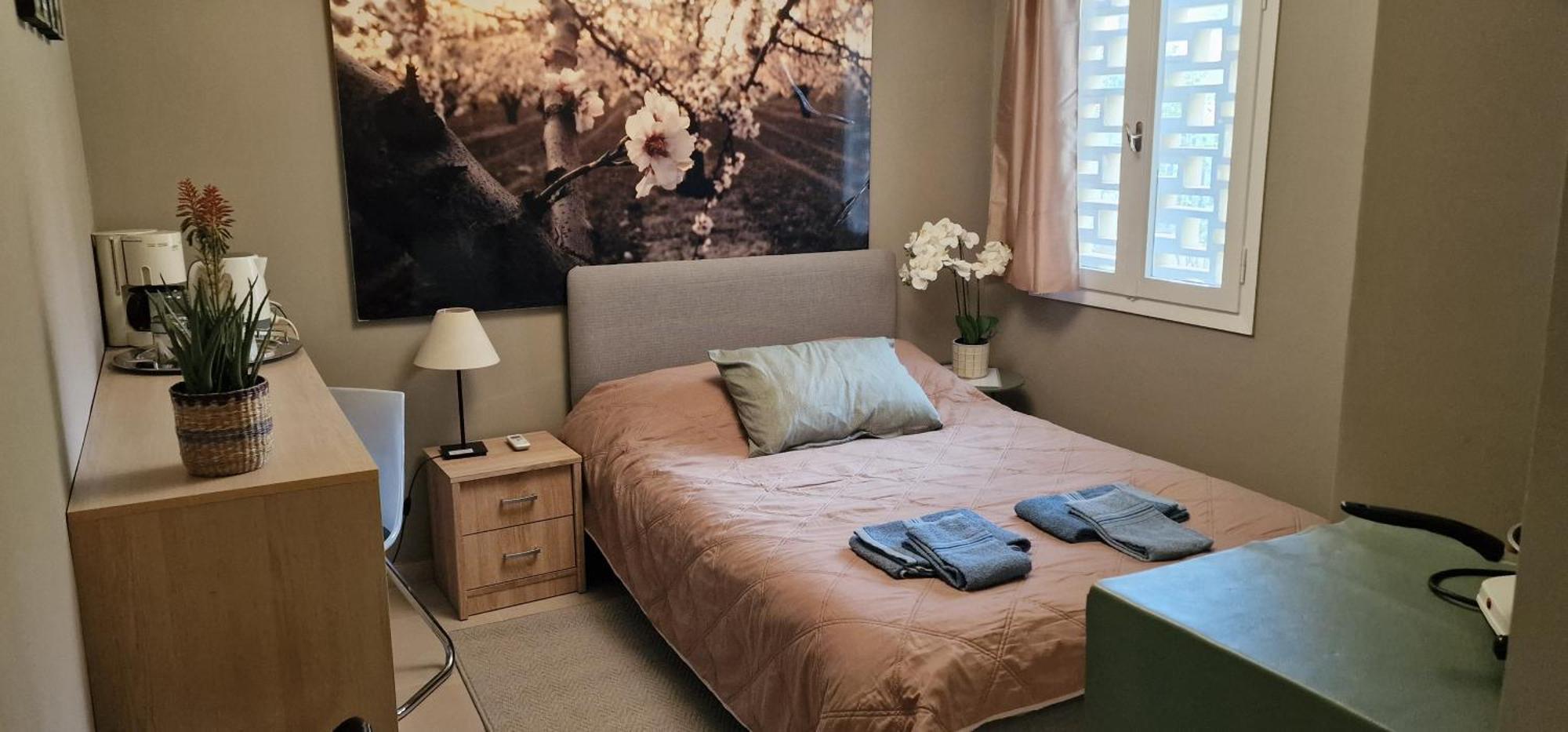 A Cozy Affordable Place At Voula Atenas Exterior foto